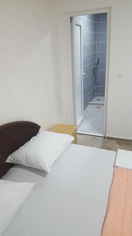 Apartments Avdic Sutomore Extérieur photo